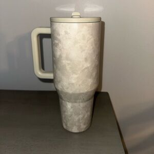 Hudrojug x Fabletics Dried Sage